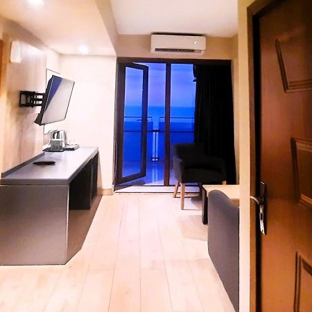 Ashtal Beach Hotel Batumi Zewnętrze zdjęcie