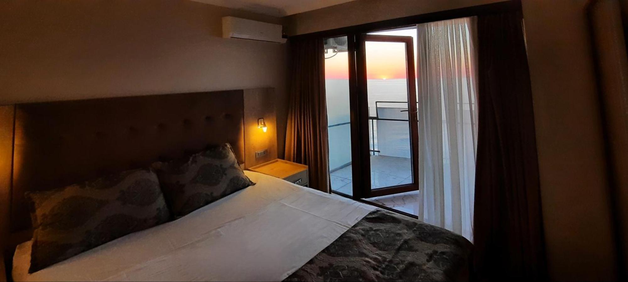 Ashtal Beach Hotel Batumi Zewnętrze zdjęcie