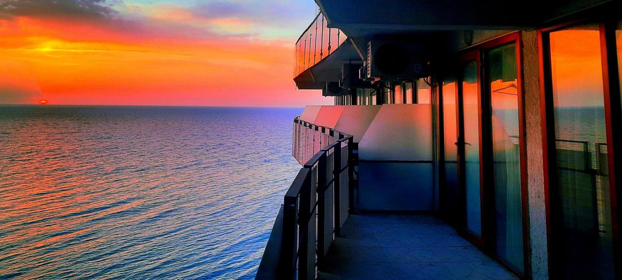 Ashtal Beach Hotel Batumi Zewnętrze zdjęcie