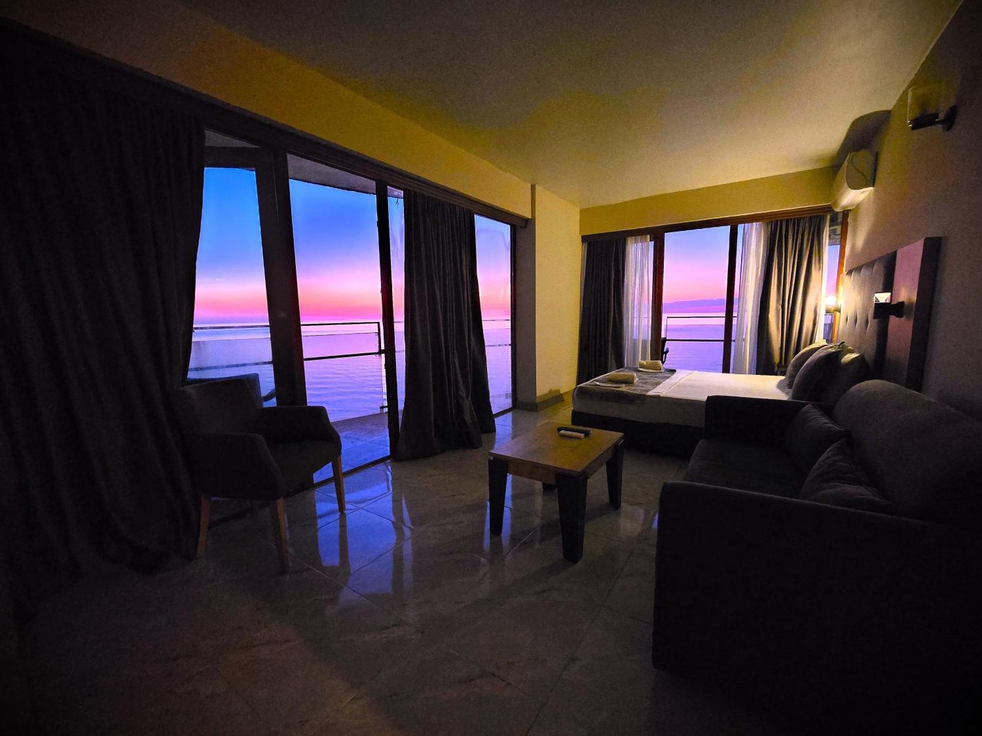 Ashtal Beach Hotel Batumi Zewnętrze zdjęcie